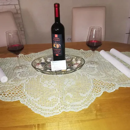 Ines * Novi Vinodolski